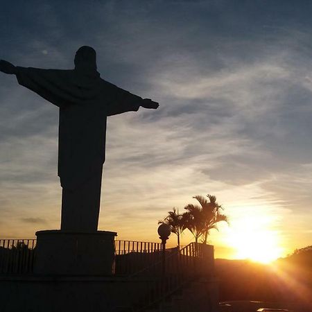 Apto Em Lindóia Esterno foto
