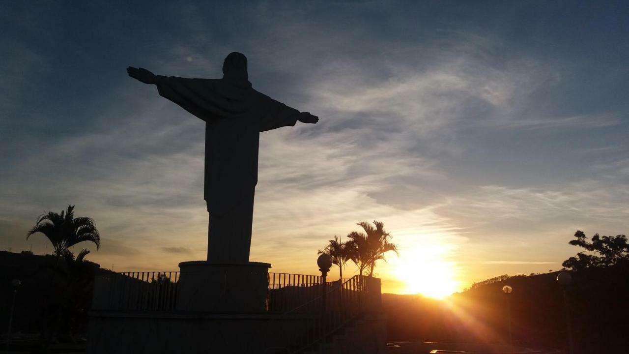 Apto Em Lindóia Esterno foto